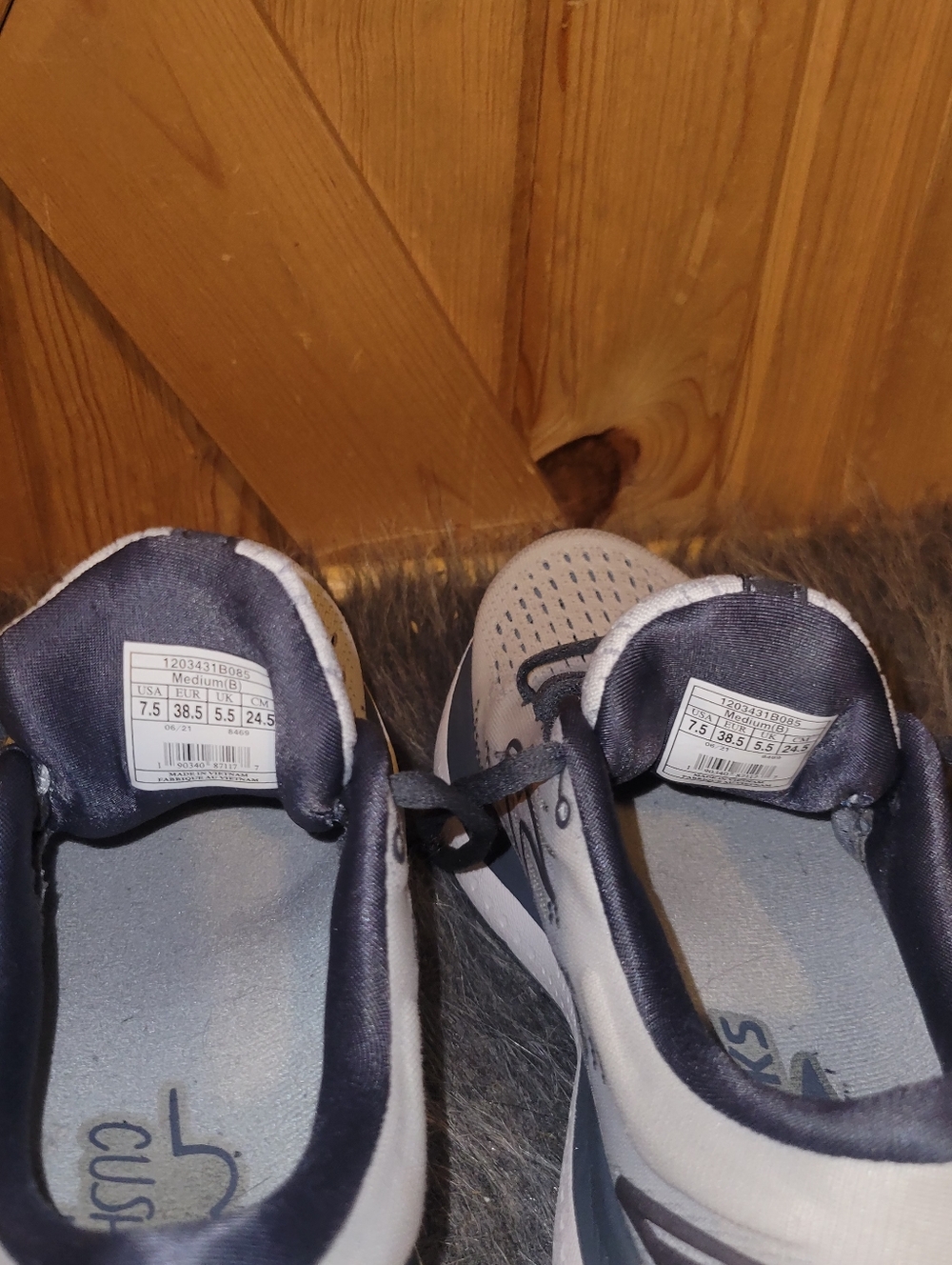 Sold Out - Picture 10 of 13